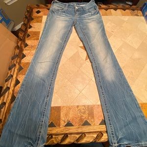 Women’s amethyst jeans size 3